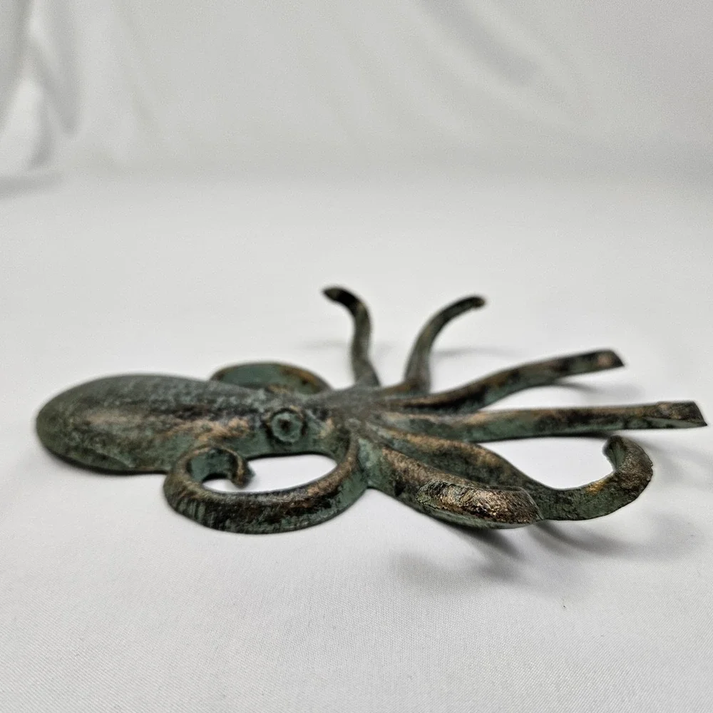 Cast Iron Octopus Wall Hook Key Rack Towel Hanger Verdigris Nautical Coastal